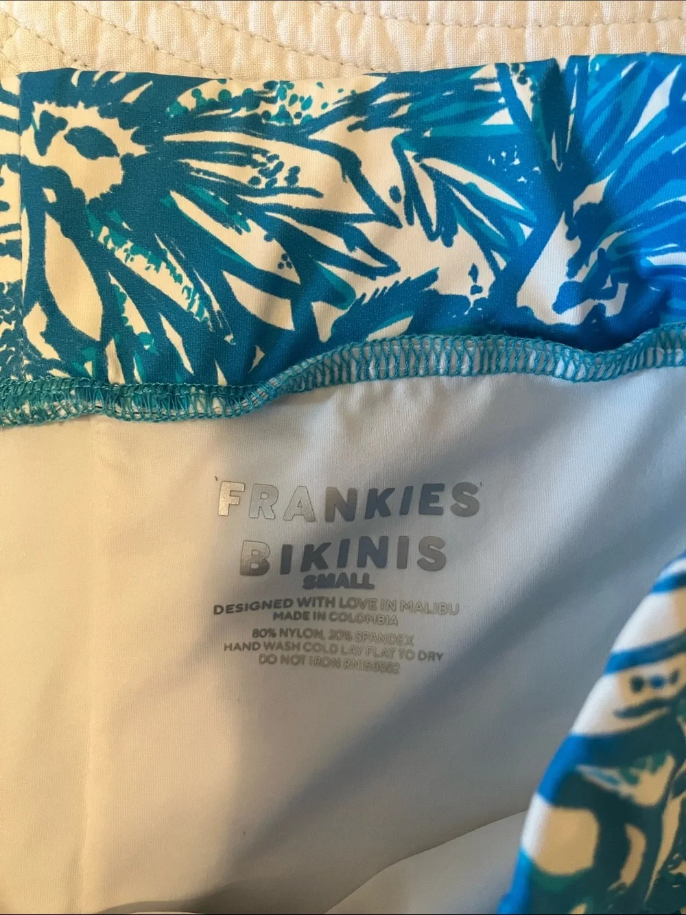 Frankie’s Bikinis Blue Swim Shorts small